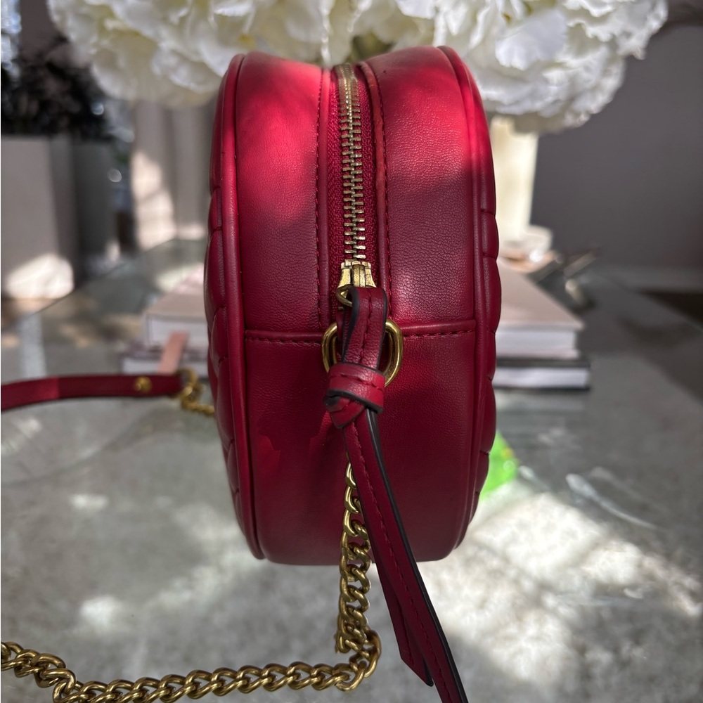 DESIGNER INSPIRED G G MARMONT Red Round Crossbody Bag with Gold Accents - Picture 5 of 12